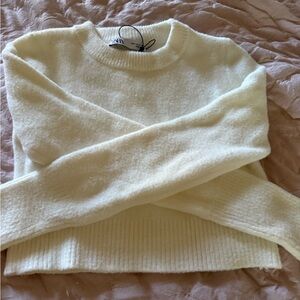 NWT Zara Cozy Cropped Cream Sweater